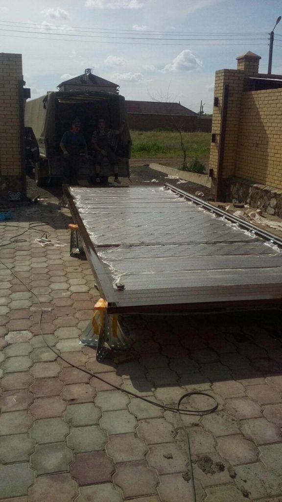 Сдвижные ворота для частного дома в Караганде